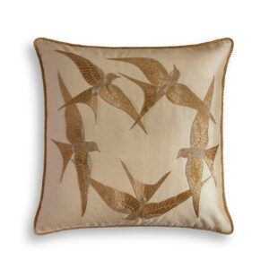 Elvira cushion in Lagan - Light gold